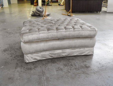 Pouf with frame in natural wood Iside, TreCi Salotti