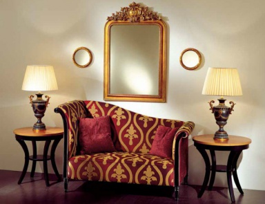 Pridivannogo table of ebony, Casali