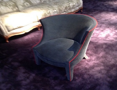 A chair with a semicircular back Bugatti, JNL
