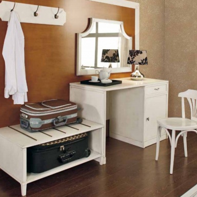 Set for hotel room C17