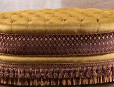 Oval pouf Goya, Lunardelli