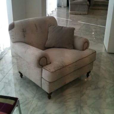 Colony armchair poltrona