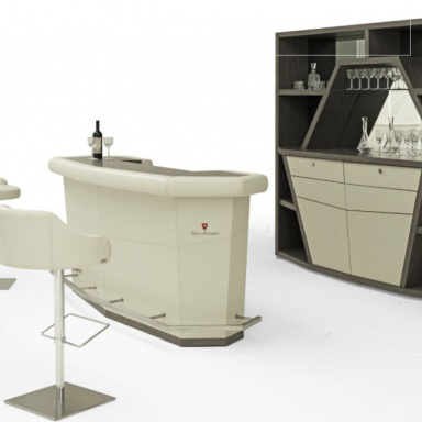 Bar (Suite bar) Long Beach