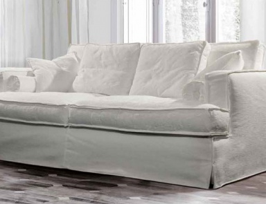 The shrouded sofa Fabio, TreCi Salotti