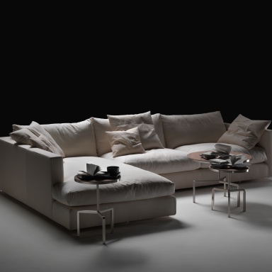 The Magnum Sofa