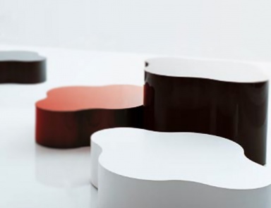 Low tables made of bent multilayer material Nuvola, Porro