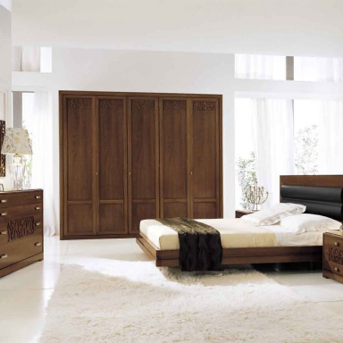 Bedroom (Suite bedroom) Lago di garda noce