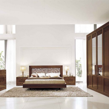 Bedroom (Suite bedroom) Lago di garda noce