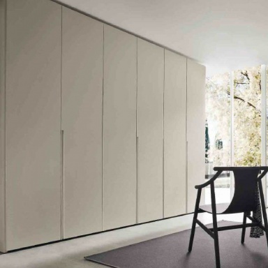 Anta Liscia Wardrobe