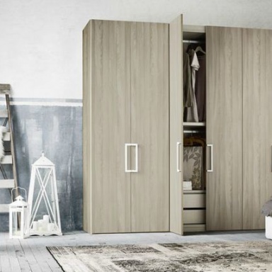 Anta Liscia Wardrobe