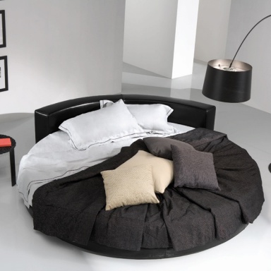 Round bed HAREM