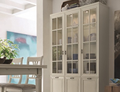 Showcase a classic style in Murano, Maronese