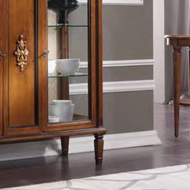 Table pridivannogo Ray