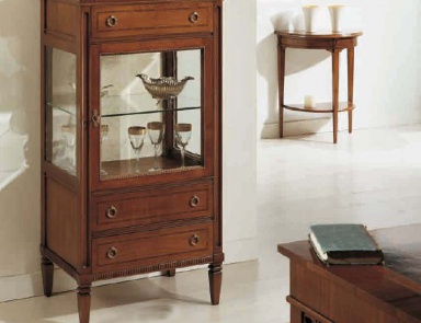 Showcase with hinged glazed door, Puccini, Arve Style