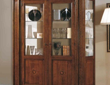 Two-door showcase with inlaid Tiziano, Arve Style