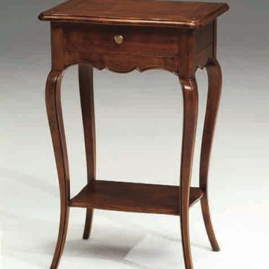 Pridivannogo table 700