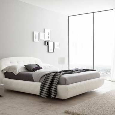 Bed Eclipse microtrapuntato