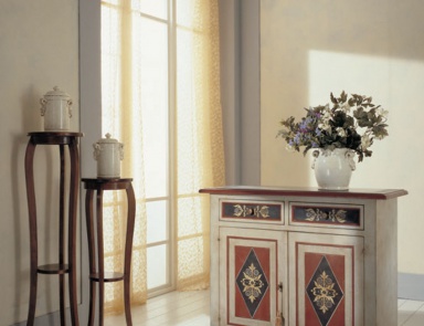 Chest Farnese, Tiferno Mobili