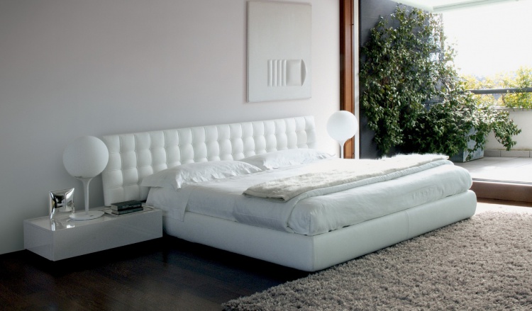 Edoardo double bed, Besana S. r.l.