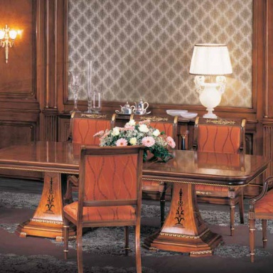 The Ezio Bellotti dining table