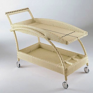 serving table AURIGA