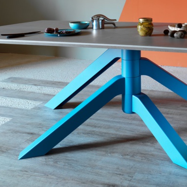 Dining table Keplero