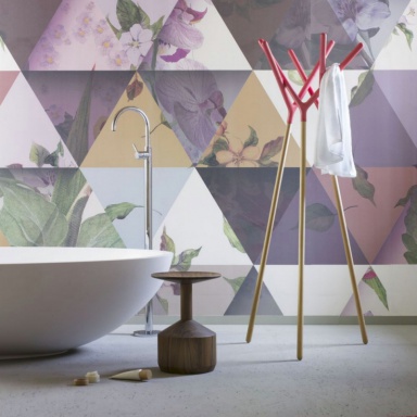 Hanger Game of Trust