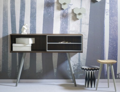 The console is natural wood Olivia, Miniforms