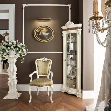 Corner showcase Bella Vita