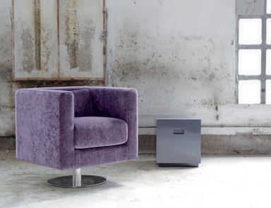 Chair swivel rectangular Sudek, Domingo Salotti