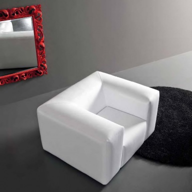 Chair Minimal Baroque