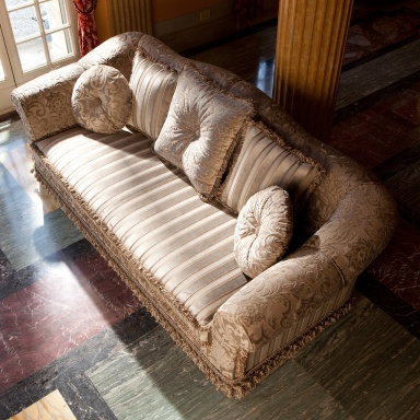 The modular sofa Ludovica