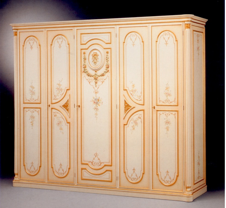 Wardrobe carved, Meroni Francesco