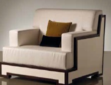 Chair in finishing the parchment skin, Tura