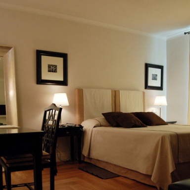 Master bedroom (set for hotel room) Glamour