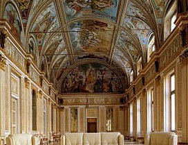 Armchair upholstered in fabric Venezia Mascheroni