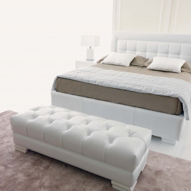 Master bedroom (bedroom set) London