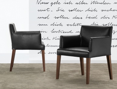 Chair fully covered with leather, Manta - Poliform