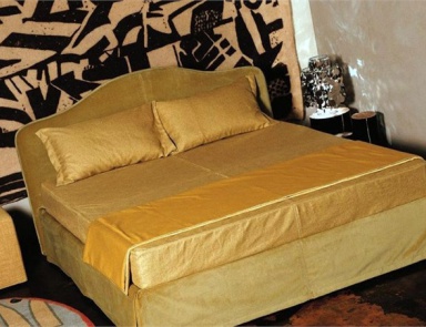 Bed on steel frame Madame, Mussi