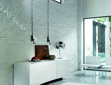 The three-sided Cabinet made of solid wood Bay, Cattelan italia