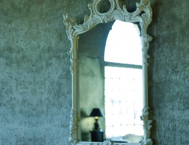 Mirror frame with hand carved, Chelini