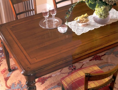 Dining table, PREGNO