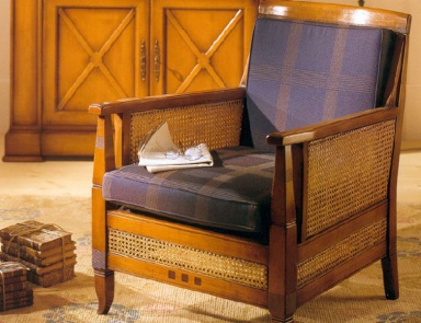 Armchair in fabric, PREGNO