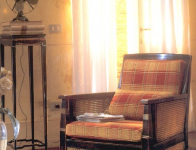 Armchair in fabric, PREGNO