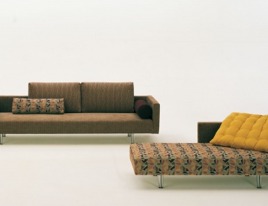 Sofa with metal legs line Milton, Il Loft