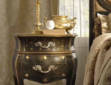 Bedside table made of wood, PREGNO